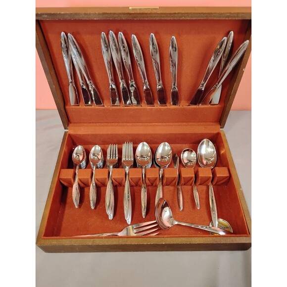 Vintage Gorham Stegor Star Spray Stainless Flatware 65 Pieces Atomic Starburst - Picture 1 of 9